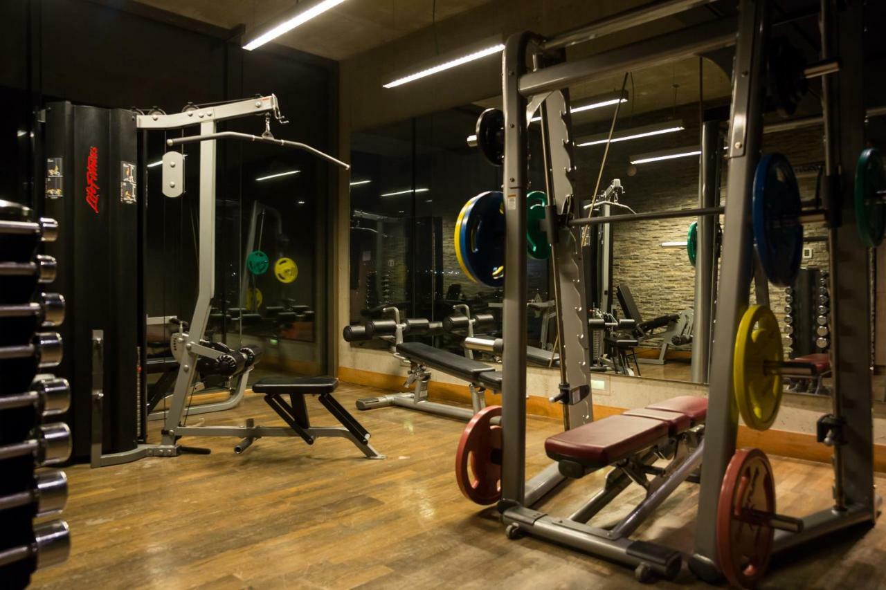 Hotel Enjoy Chiloé Castro Exterior foto A gym in the UK